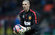 Còn Van Gaal, Valdes 'hết đường sống' tại M.U