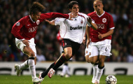Video: Kaka làm loạn hàng thủ Man United