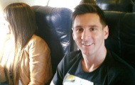 Messi dắt theo bạn gái đi nhận QBV FIFA