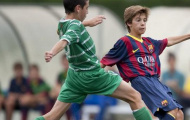 Video: Kỹ thuật ảo diệu của thần đồng 15 tuổi Barca-Riqui Puig