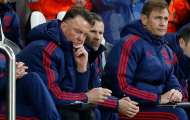 Van Gaal bất lực nhìn Man Utd rơi điểm phút cuối