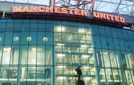 Man Utd chơi nổi, ‘bọc’ Old Trafford bằng chất liệu mới