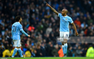 Video: Cú sút xa không tưởng của Fabian Delph