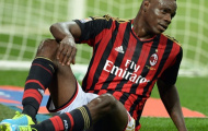 Conte bỏ đi khi Balotelli được vào sân