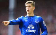Barcelona cử người theo dõi John Stones