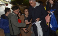 Trốn dư luận, Mourinho đi shopping ở... Thượng Hải