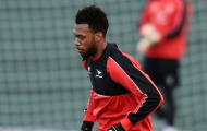 Liverpool thông báo Sturridge phải tiếp tục... dưỡng thương