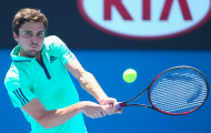 Simon tung pha đánh khó khiến Djokovic trượt té
