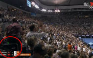 Fan ngồi xe lăn bất ngờ bật dậy vì cú đánh thần sầu của Federer