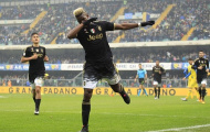 Paul Pogba ăn mừng ấn tượng trong ngày Juventus cán mốc 12 trận toàn thắng