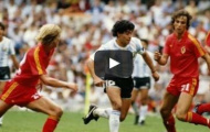 Video: Kĩ năng xử lý bóng tuyệt vời của Diego Maradona
