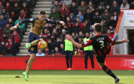Ghi bàn chớp nhoáng, Arsenal thắp lửa cuộc đua Premier League