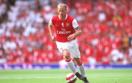 Video: Dennis Bergkamp kiểm soát bóng siêu đẳng