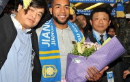 Tới Trung Quốc, Alex Teixeira được Fan đón như người hùng