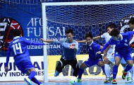 “Người nhện” trên sàn futsal