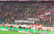 Pep bắt đầu bị CĐV Bayern treo băng rôn tẩy chay