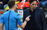 Trọng tài Bundesliga bỏ trận đấu vì HLV chống lệnh