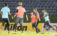 Ramires, Jo và Teixeira “lác mắt” trước kỹ năng chơi bóng của HLV Dan Petrescu