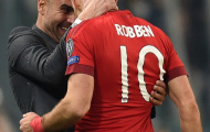 Pep-Robben 'tình tứ' ăn mừng bàn thắng