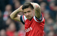Video: Sanchez, Walcott bực mình với pha xử lý ngớ ngẩn của Giroud