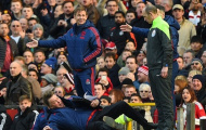 Van Gaal 'diễn sâu' minh họa đòi quyền lợi