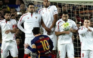 Hàng phòng ngự Sevilla 'xanh mặt' trước siêu phẩm của Messi