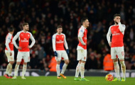 Bạc nhược tại Emirates, Arsenal ném đi cơ hội vô địch