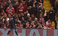 Thua trận, Sterling còn bị CĐV Liverpool chế giễu