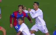Ronaldo lại bị tố đánh nguội đối thủ