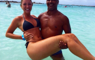 Romario ngả nghiêng bên bồ trẻ khiến vạn người ganh tị