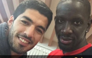 Suarez bất ngờ xuất hiện tại trại tập luyện của Liverpool