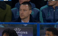 Khán giả bất đắc dĩ Terry thất vọng nhìn Ibra nhấm chìm The Blues ngay tại Stamford Bridge