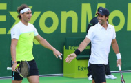 Nadal xuất sắc quật ngã 'quái vật hai đầu'