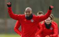 Young trở lại, Man United thoải mái đùa giỡn trước trận đánh lớn