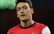 NÓNG: Oezil dọa sẽ ra đi nếu Wenger không từ chức?