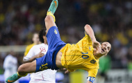 Video: Sao trẻ Brazil tái hiện siêu phẩm giật gót của Ibrahimovic