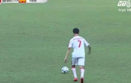 Video: Cầu thủ U19 Viettel tái hiện siêu phẩm sút phạt của Ronaldinho