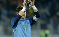 Tây Ban Nha hòa 0-0, Casillas giữ sạch lưới 710 phút