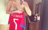Siêu mẫu Playboy tung ảnh nóng cổ vũ Chile