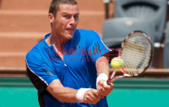 Sao quần vợt gây sốc ở giải Challenger