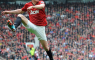 Phil Jones: Hãy quên chiếc áo số 4 đi!
