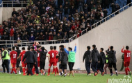 Bóng đá nam, bao giờ đáp lại tình thương nơi khán giả?