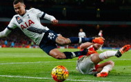 Vì sao Arsenal hụt hơi trước Leicester City, Tottenham?