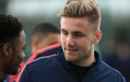 Van Gaal 'tròn mắt' trước sự hồi phục khó tin của Luke Shaw