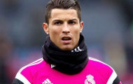 Cristiano Ronaldo lại hẹn hò gái lạ
