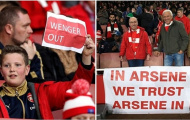 'Kẻ đấm - người xoa' Wenger trên sân Emirates