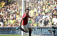 Nhọc nhằn hạ Norwich, M.U dí sát Man City