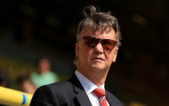 Video: Hành động chuẩn 'Hậu duệ mặt trời' của Van Gaal