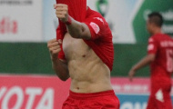 Ghi bàn vào lưới HAGL, Công Vinh khoe cơ bụng 6 múi