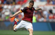 Francesco Totti: Tại sao anh cứ cố chấp?